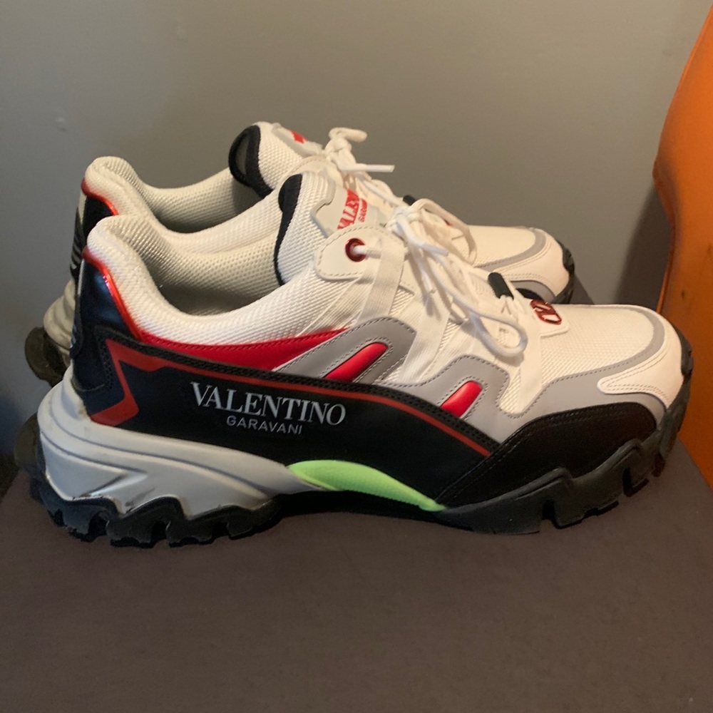 Valentino Garavani Climbers